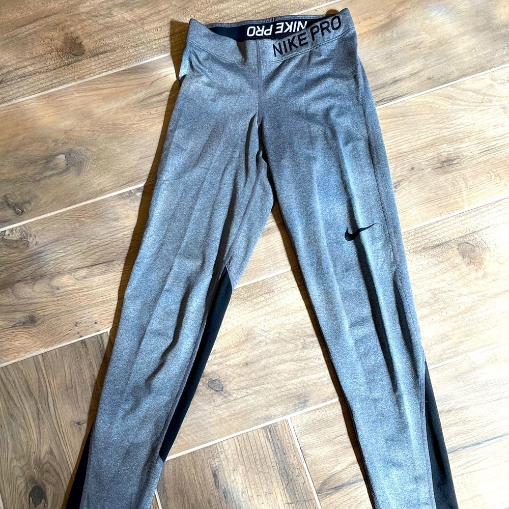 Nike Pro Leggings Women's XS Gray Activewear